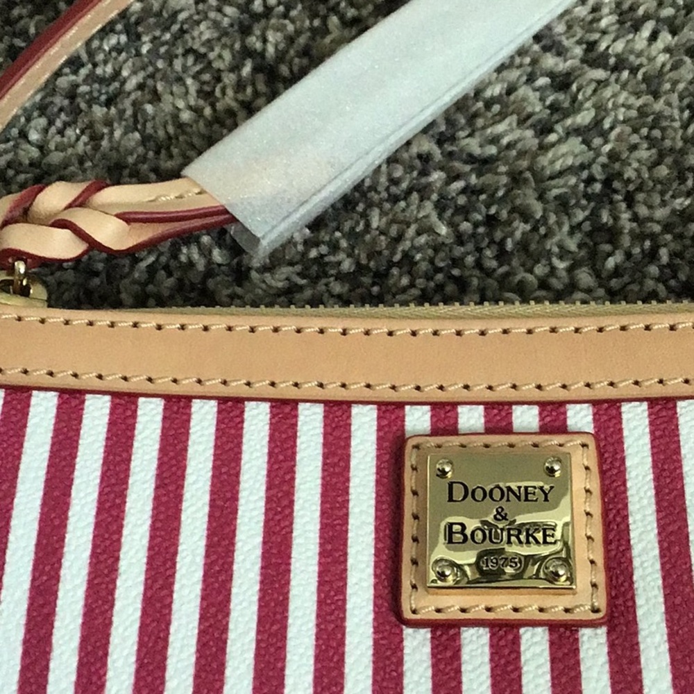 Dooney & Bourke pink & white striped bag/wristlet. New with tags. - Picture 3 of 9
